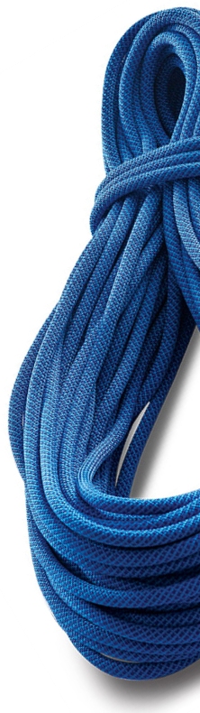 Tendon Ambition 10.5 je univerzální jednoduché dynamické horolezecké lano průměru 10,5 mm v délkách 30 - 200m (nejvíce používané jsou 50m a 60m). Lano Tendon (Lanex) Ambition 10,5 mm je vyráběno bez impregnace nebo s plnou impregnací jádra i opletu (standard nebo complete shield)